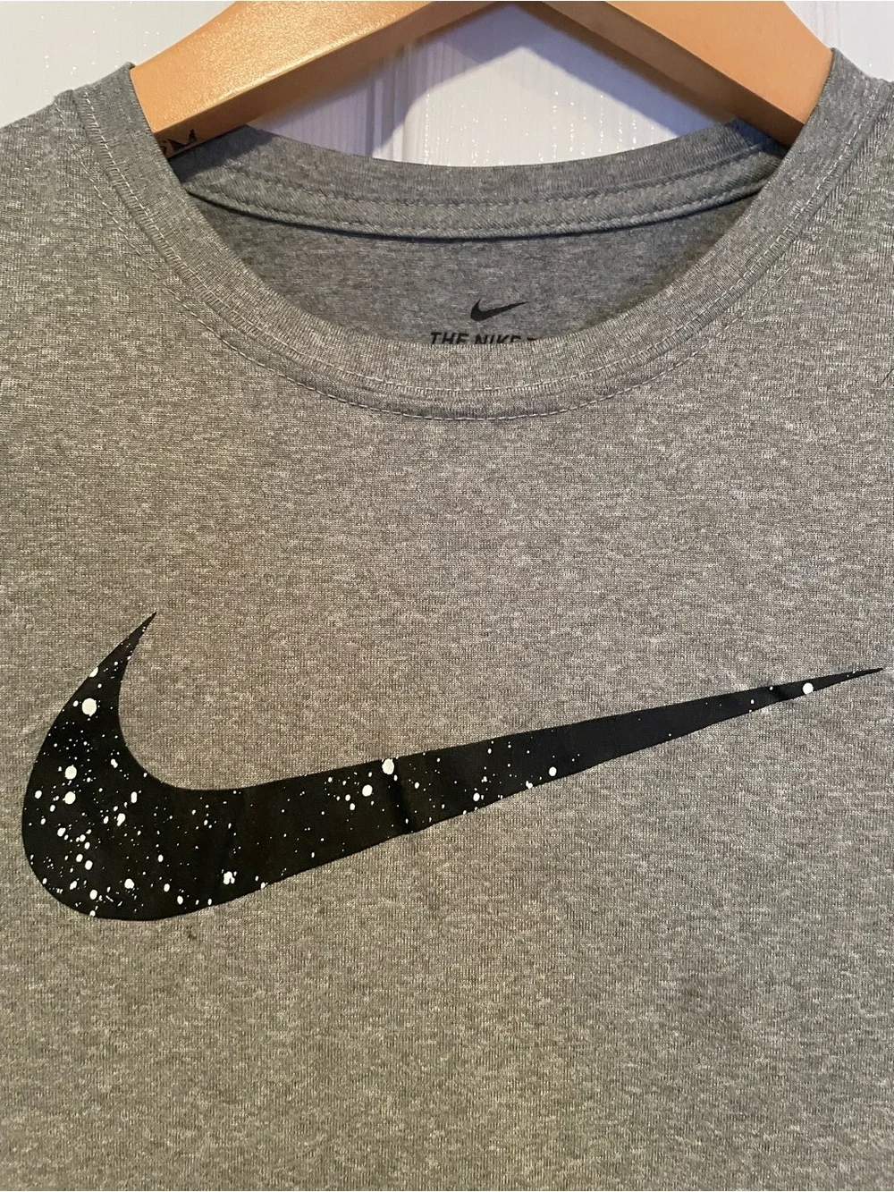 Nike Gray Short Sleeve Tee with Black Speckled Swoosh